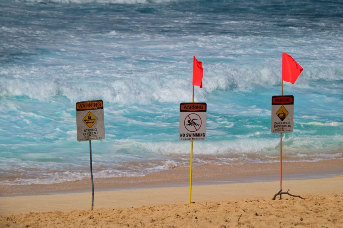 Oahu North Shore Big Wave Action