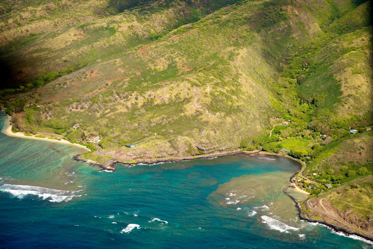 Honolulu & Maui Helicopter Landscape Photography