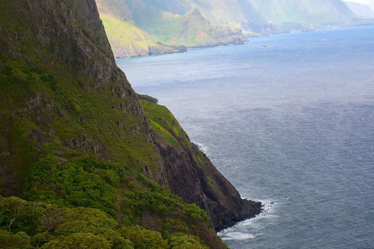 Honolulu & Maui Helicopter Landscape Photography